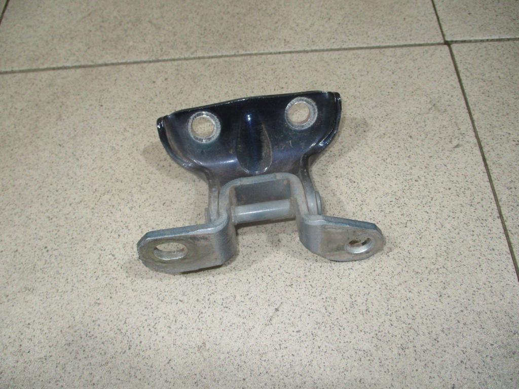 Петля двери задней левой верхняя, 500 рублей, Пермь