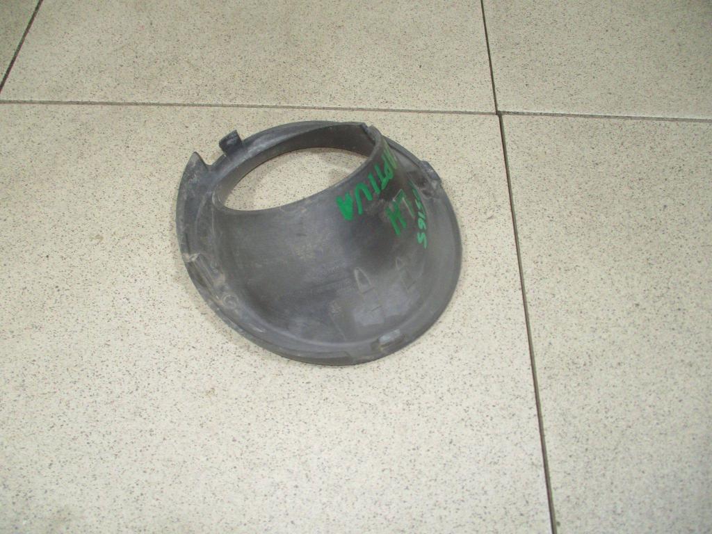 Рамка противотуманой фары левой, 1000 рублей, Пермь