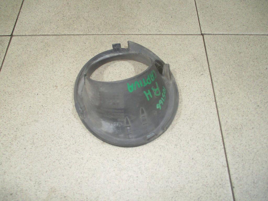 Рамка противотуманой фары правой, 1000 рублей, Пермь