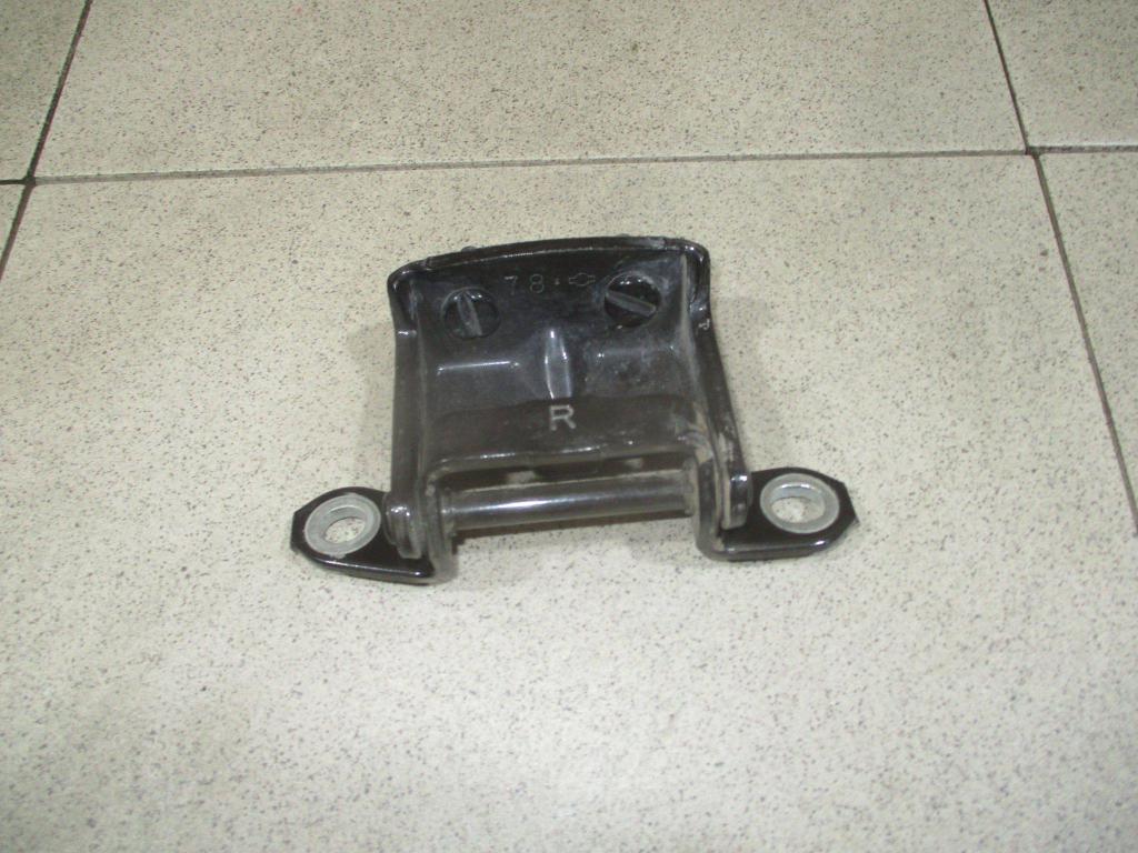 Петля двери задней правой верхняя, 500 рублей, Пермь