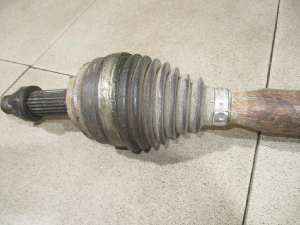 Полуось передняя правая, 4500 рублей, Пермь