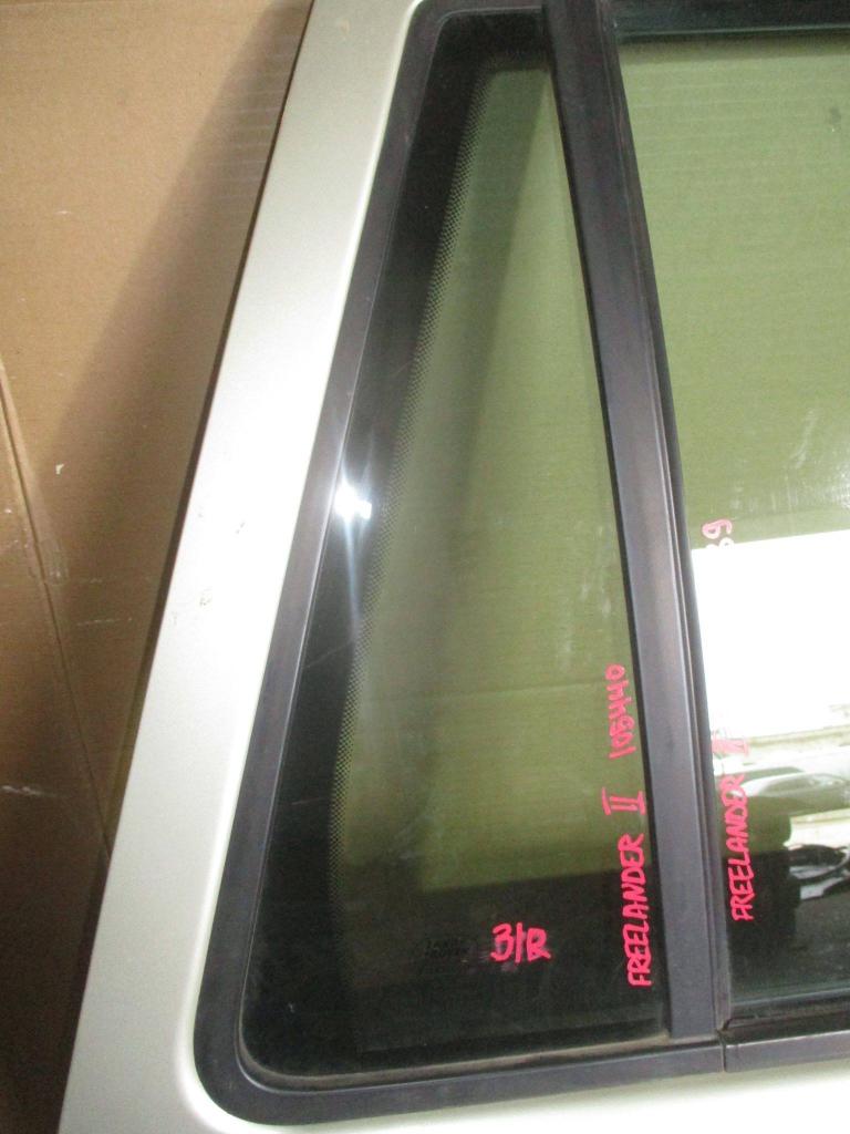 Стекло двери задней правой форточка, 800 рублей, Пермь