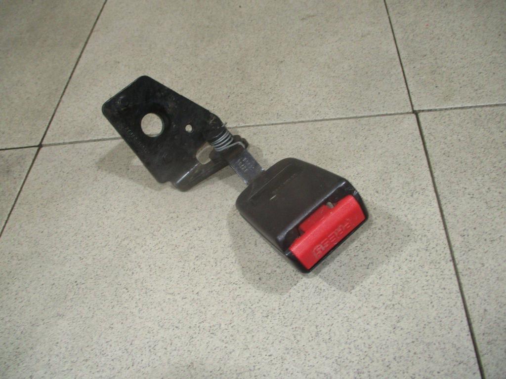 Ответная часть ремня безопасности, 500 рублей, Пермь