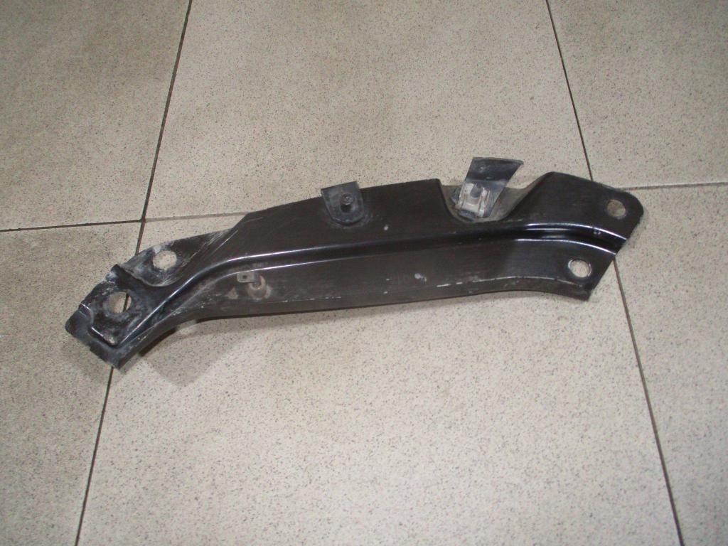 Кронштейн фар правый, 1000 рублей, Пермь