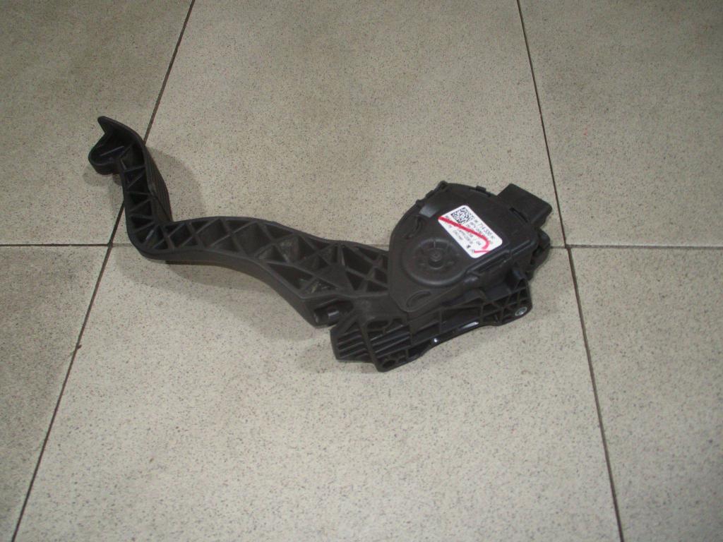 Педаль газа, 2000 рублей, Пермь