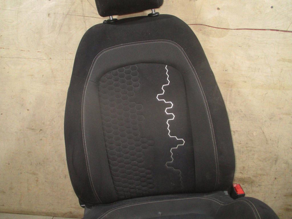 Сиденье переднее правое, 8000 рублей, Пермь