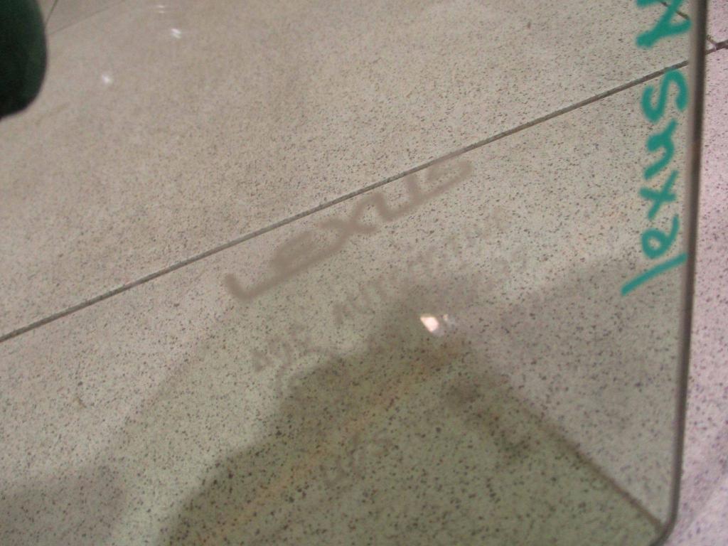 Стекло двери передней левой форточка, 2500 рублей, Пермь