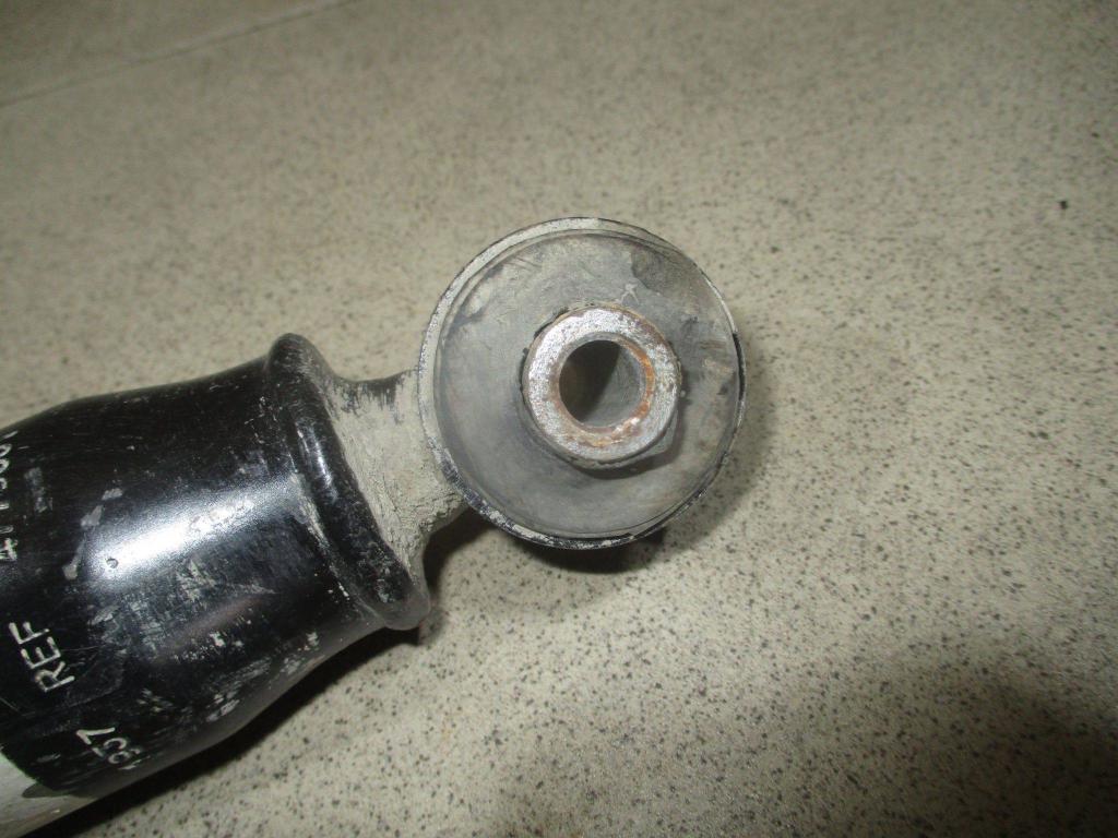 Амортизатор задний, 1500 рублей, Пермь