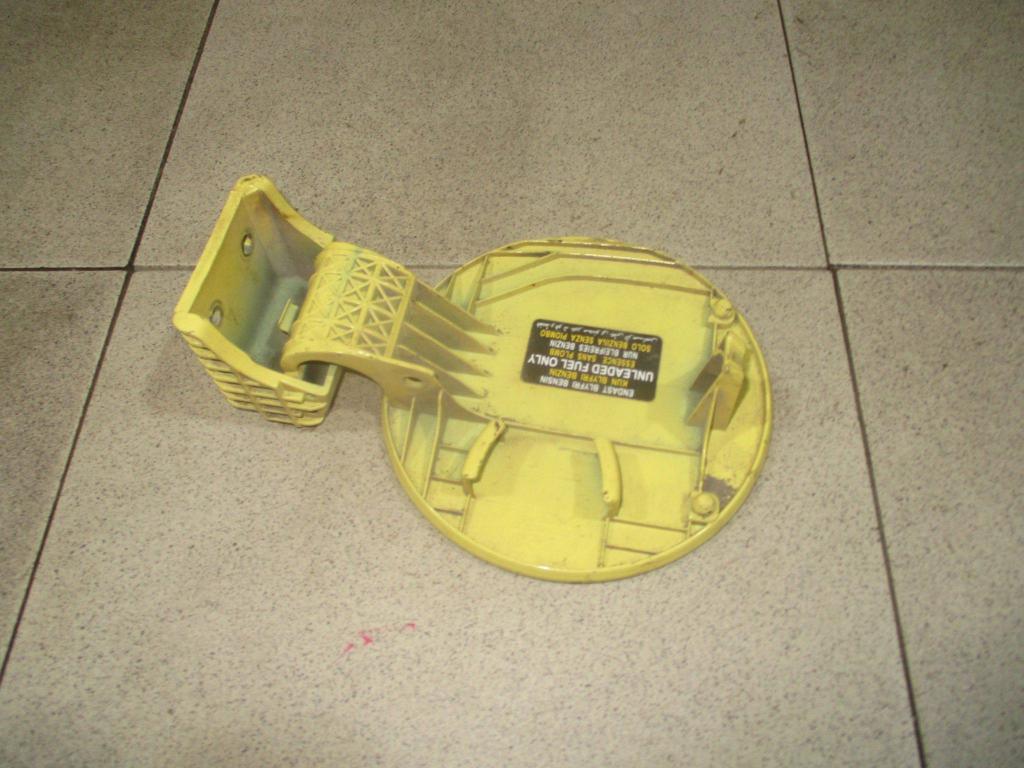 Лючок бензобака, 500 рублей, Пермь