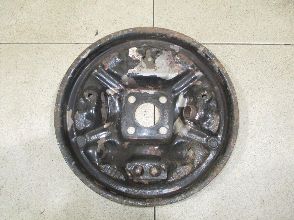 Щит опорный задний правый, 1000 рублей, Пермь