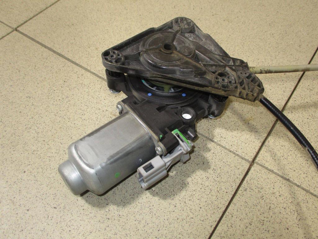 Стеклоподъемник задний правый, 1000 рублей, Пермь