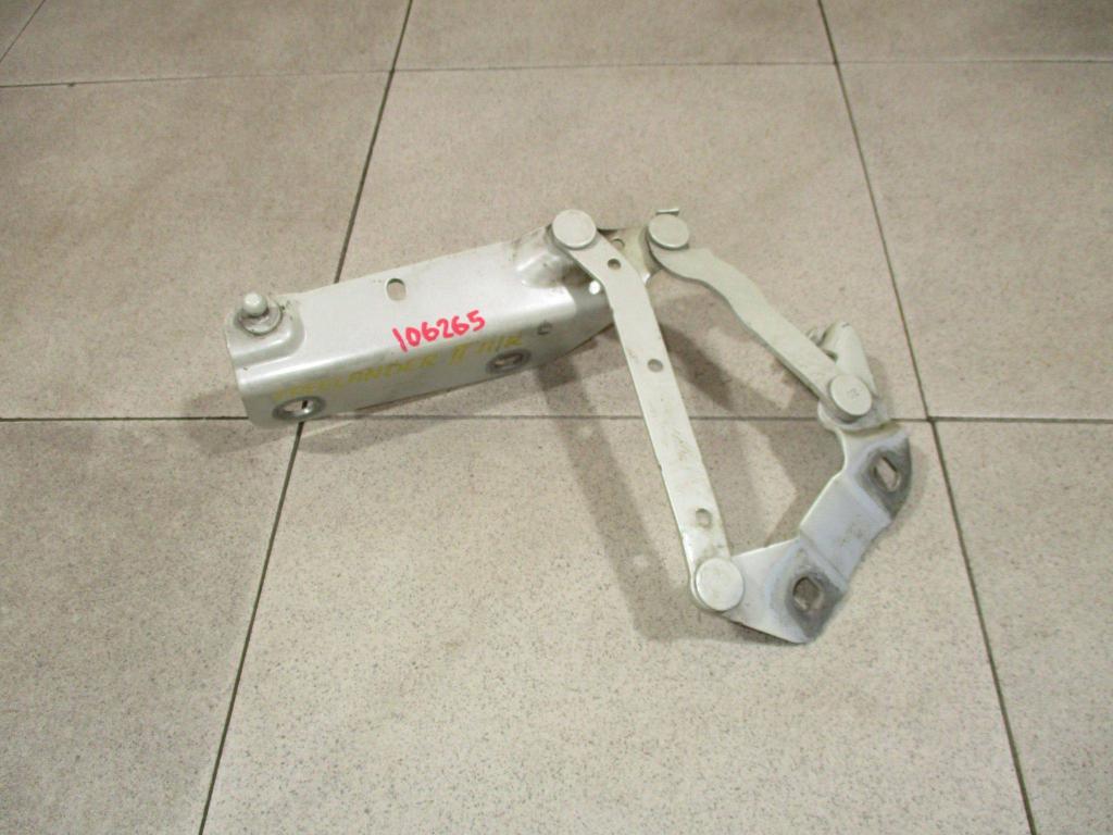 Петля капота правая, 500 рублей, Пермь