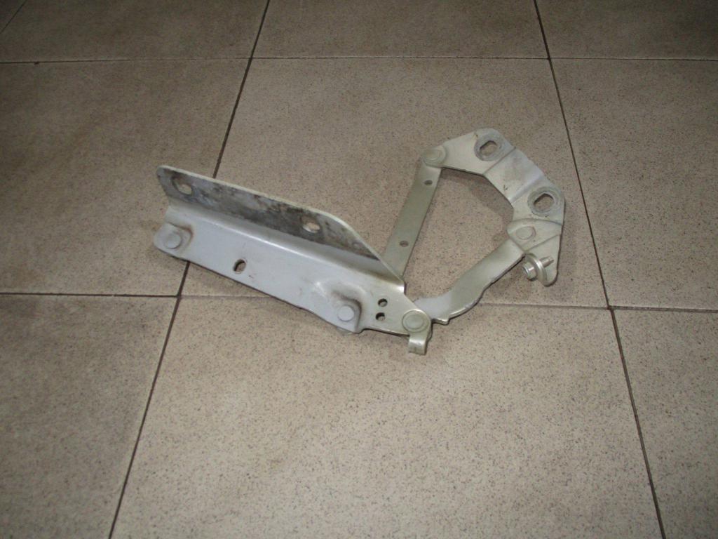 Петля капота правая, 500 рублей, Пермь