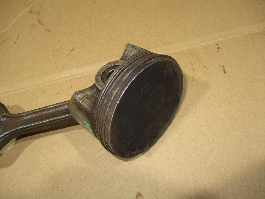 Поршень с шатуном, 2500 рублей, Пермь