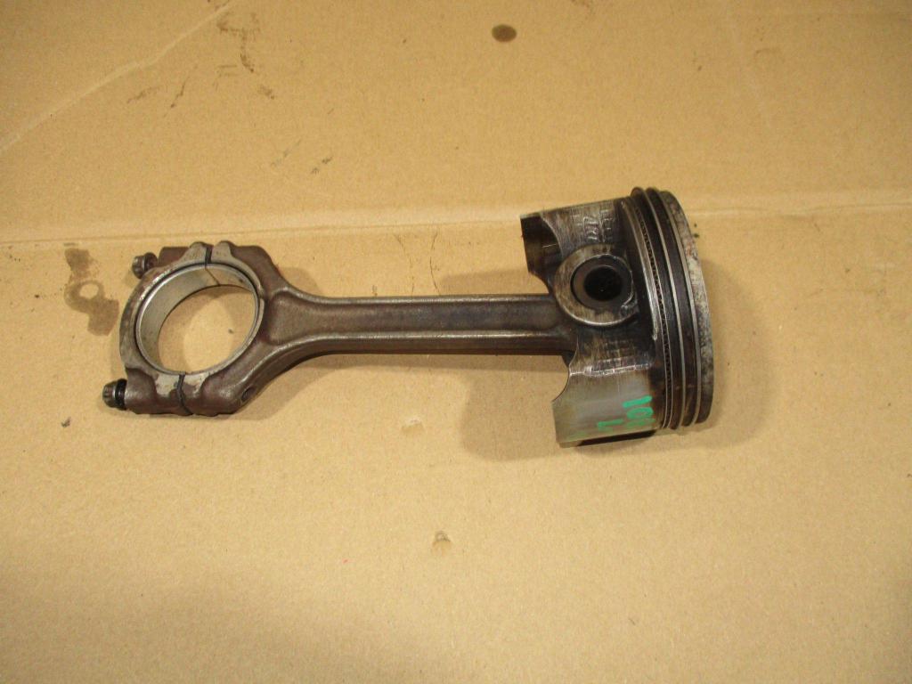 Поршень с шатуном, 2500 рублей, Пермь