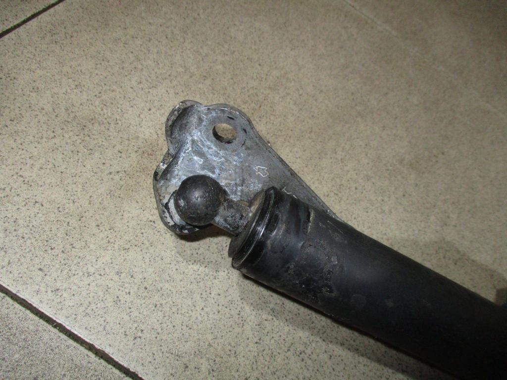 Амортизатор двери багажника, 3500 рублей, Пермь