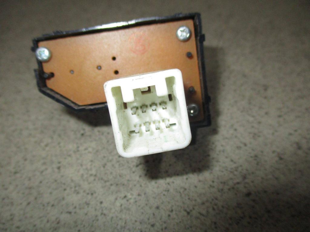 Кнопка освещения панели приборов, 3000 рублей, Пермь