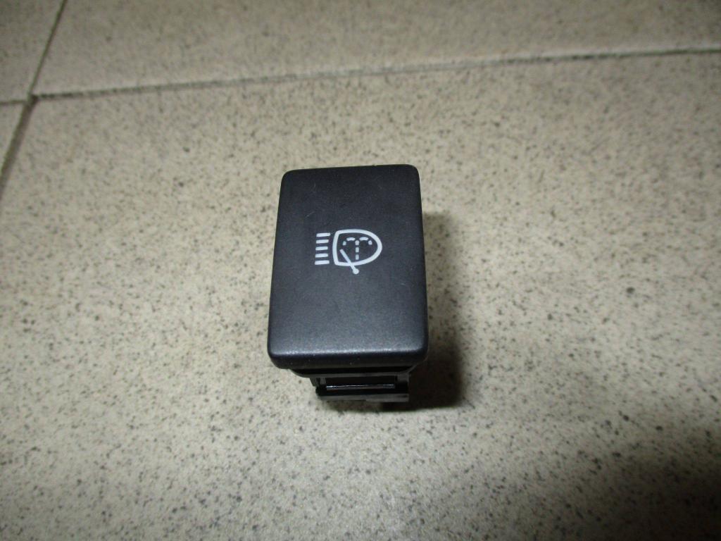 Кнопка омывателя фар, 900 рублей, Пермь