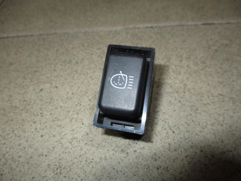 Кнопка омывателя фар, 550 рублей, Пермь