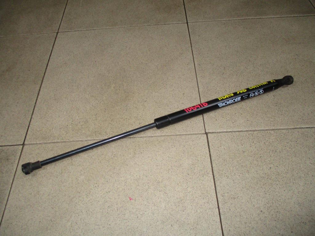 Амортизатор двери багажника, 500 рублей, Пермь