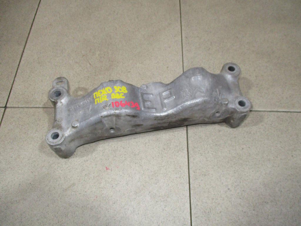 Кронштейн двигателя правый, 500 рублей, Пермь