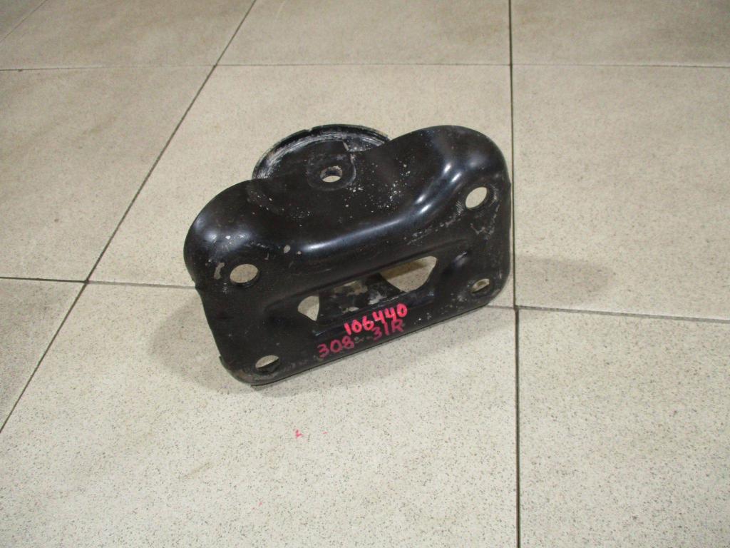 Кронштейн задней балки, 500 рублей, Пермь