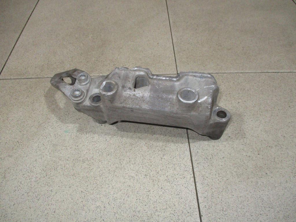 Кронштейн двигателя правый, 1000 рублей, Пермь