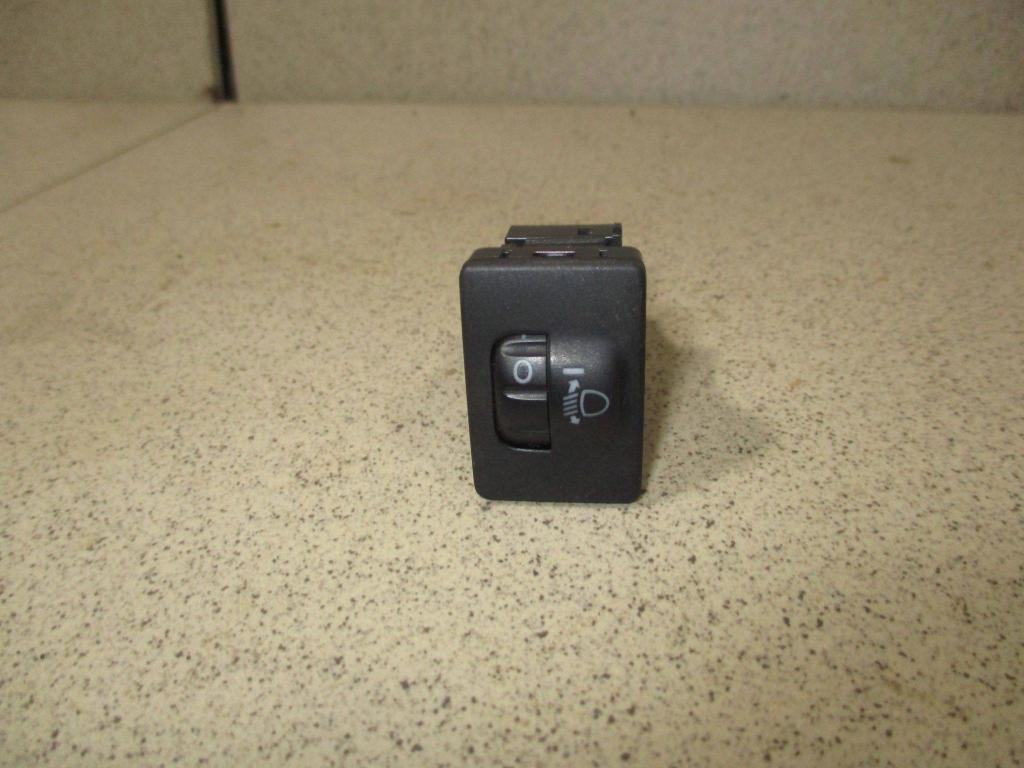 Кнопка корректора фар, 500 рублей, Пермь