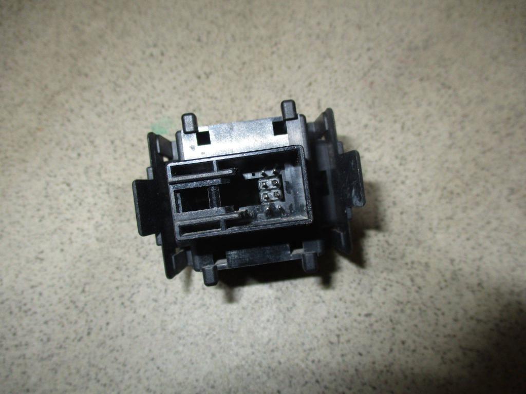 Кнопка корректора фар, 500 рублей, Пермь