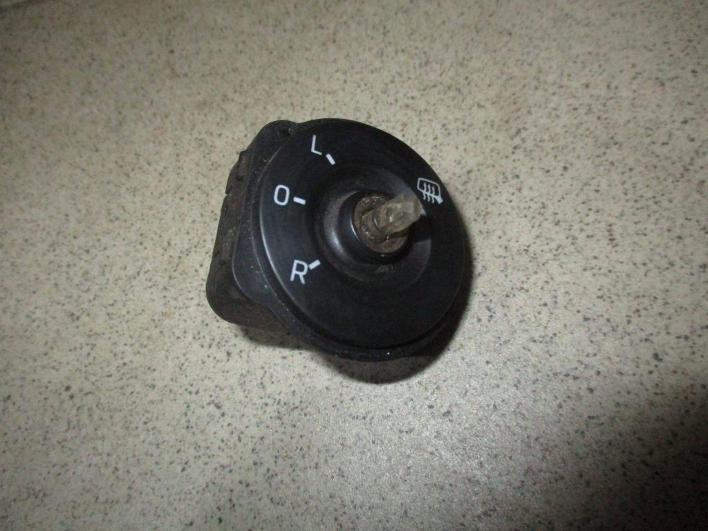 Переключатель регулировки зеркала, 2500 рублей, Пермь