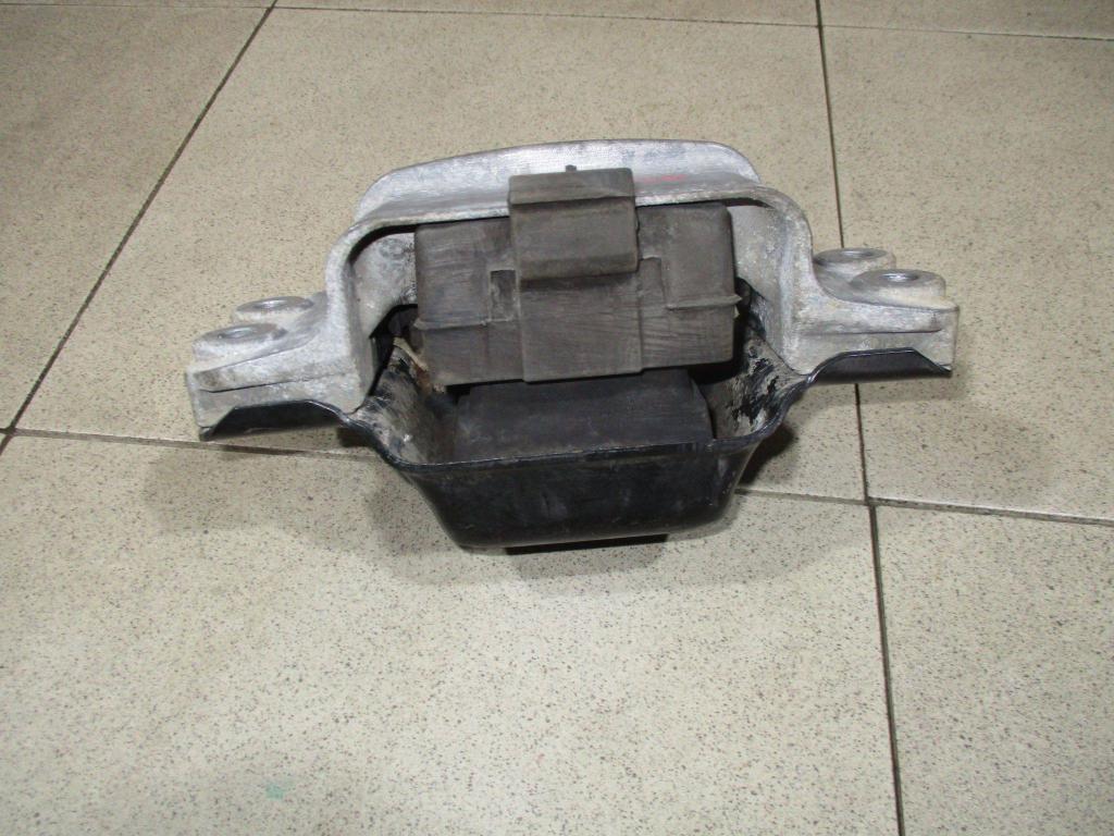 Опора КПП левая, 4000 рублей, Пермь