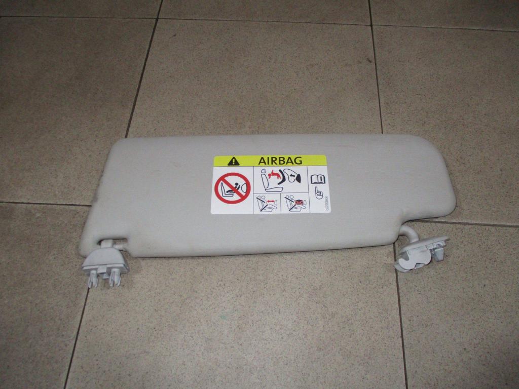 Козырек солнцезащитный правый, 1000 рублей, Пермь