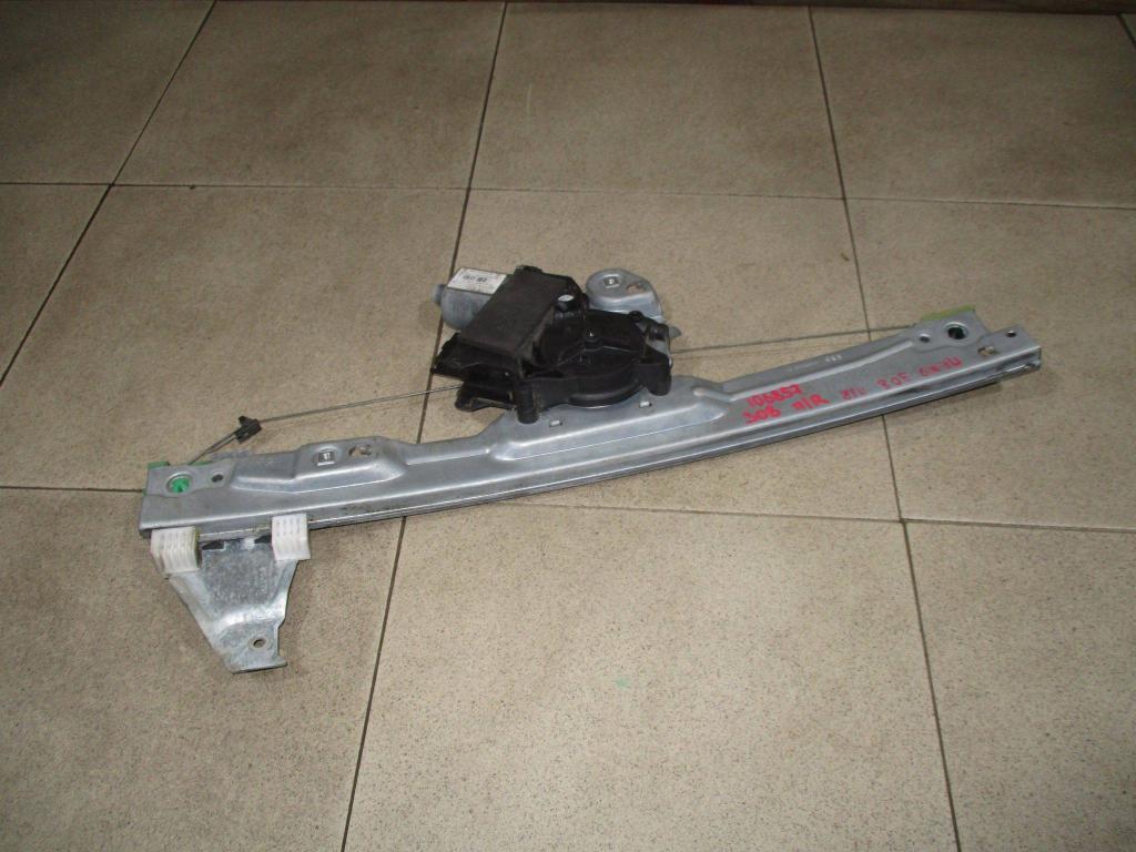 Стеклоподъемник передний правый, 2000 рублей, Пермь