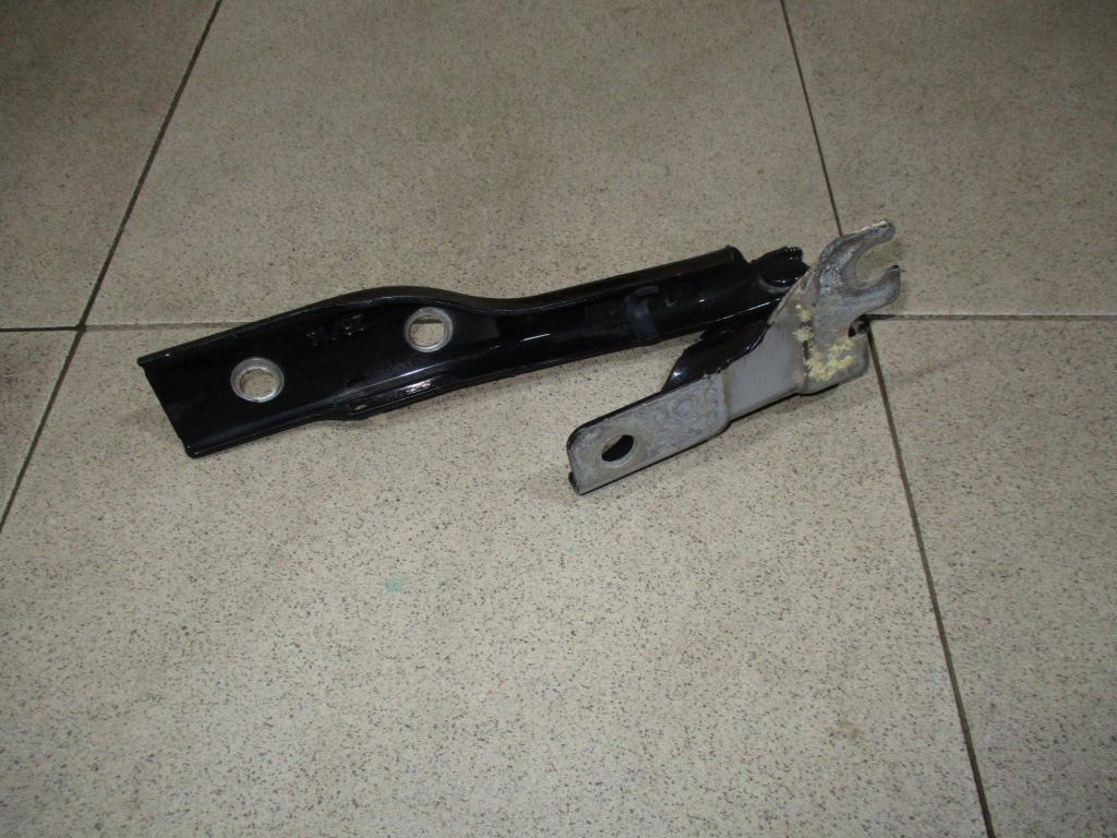 Петля капота правая, 1000 рублей, Пермь