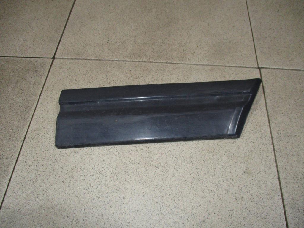 Молдинг переднего правого крыла, 500 рублей, Пермь