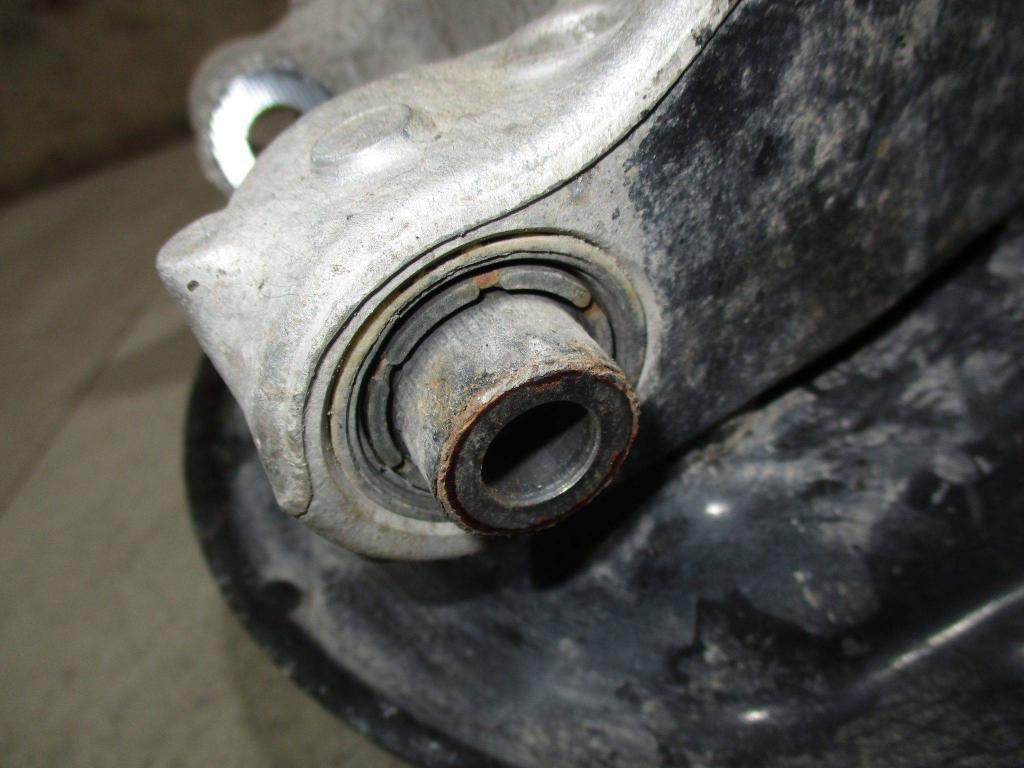 Кулак поворотный задний правый, 3000 рублей, Пермь