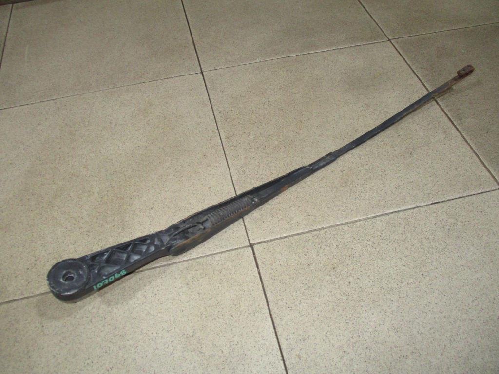 Поводок стеклоочистителя передний левый, 850 рублей, Пермь