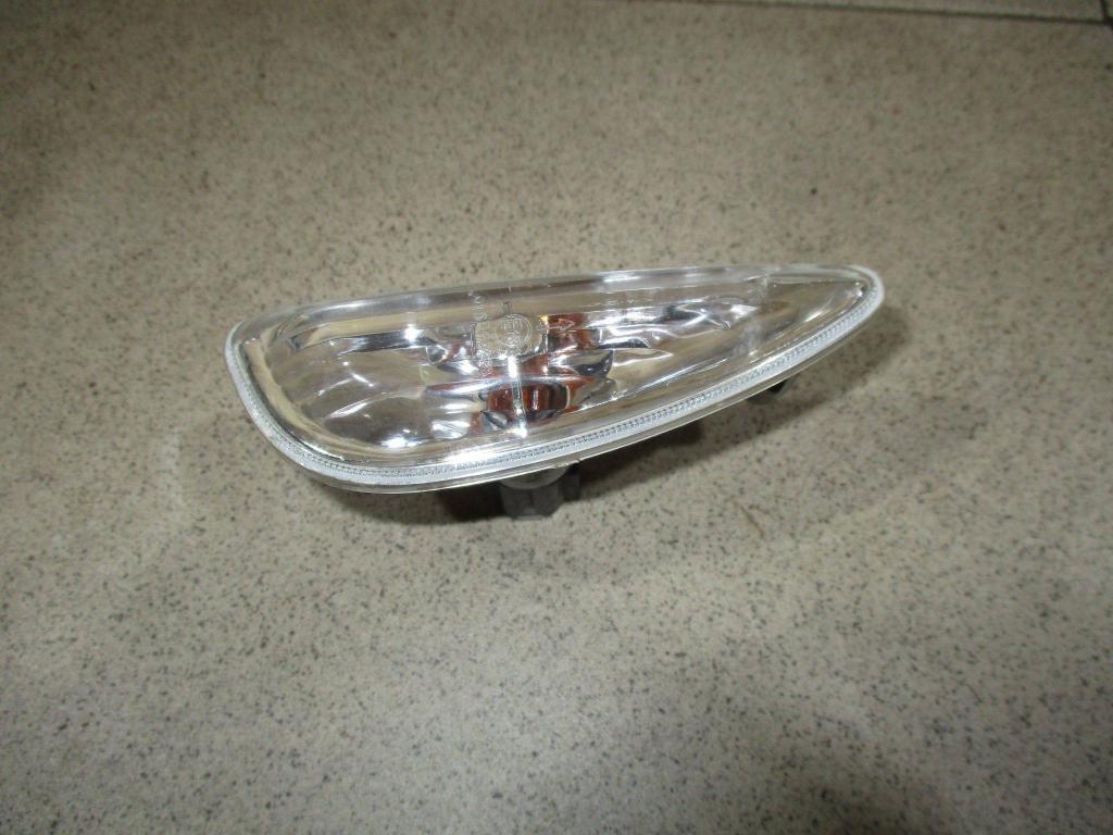 Повторитель на крыло правый, 800 рублей, Пермь