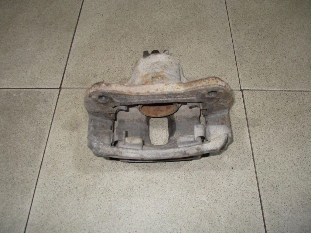 Суппорт передний правый, 2000 рублей, Пермь