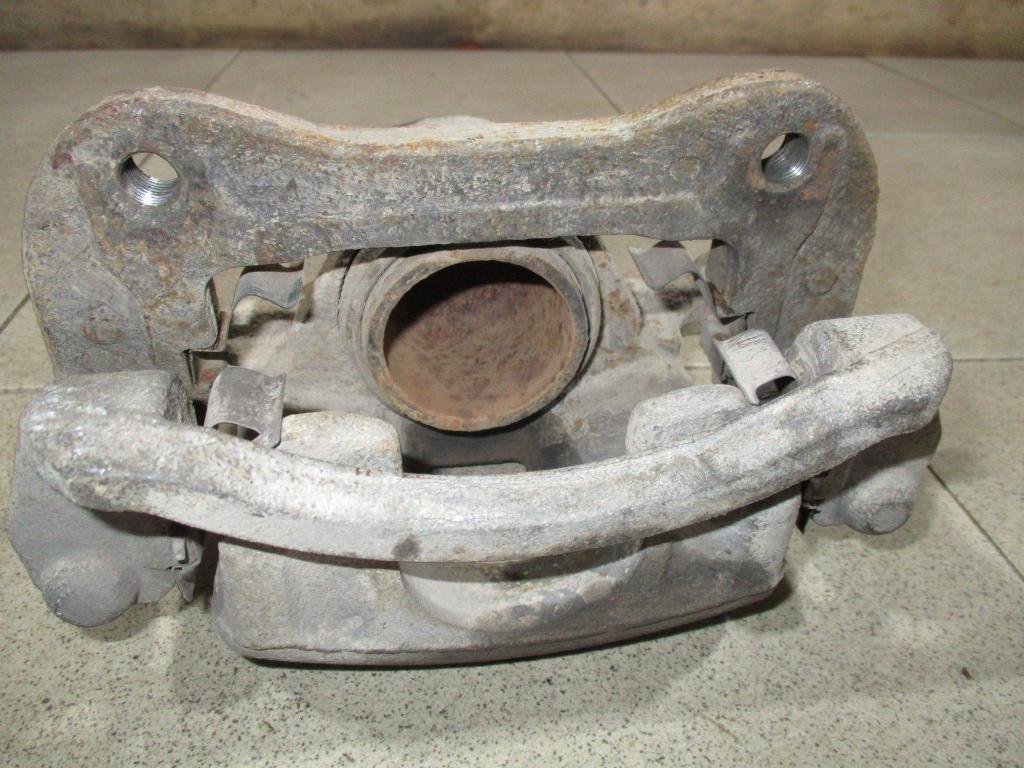 Суппорт передний правый, 2000 рублей, Пермь