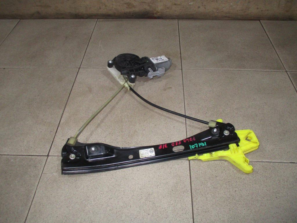 Стеклоподъемник задний правый, 1000 рублей, Пермь