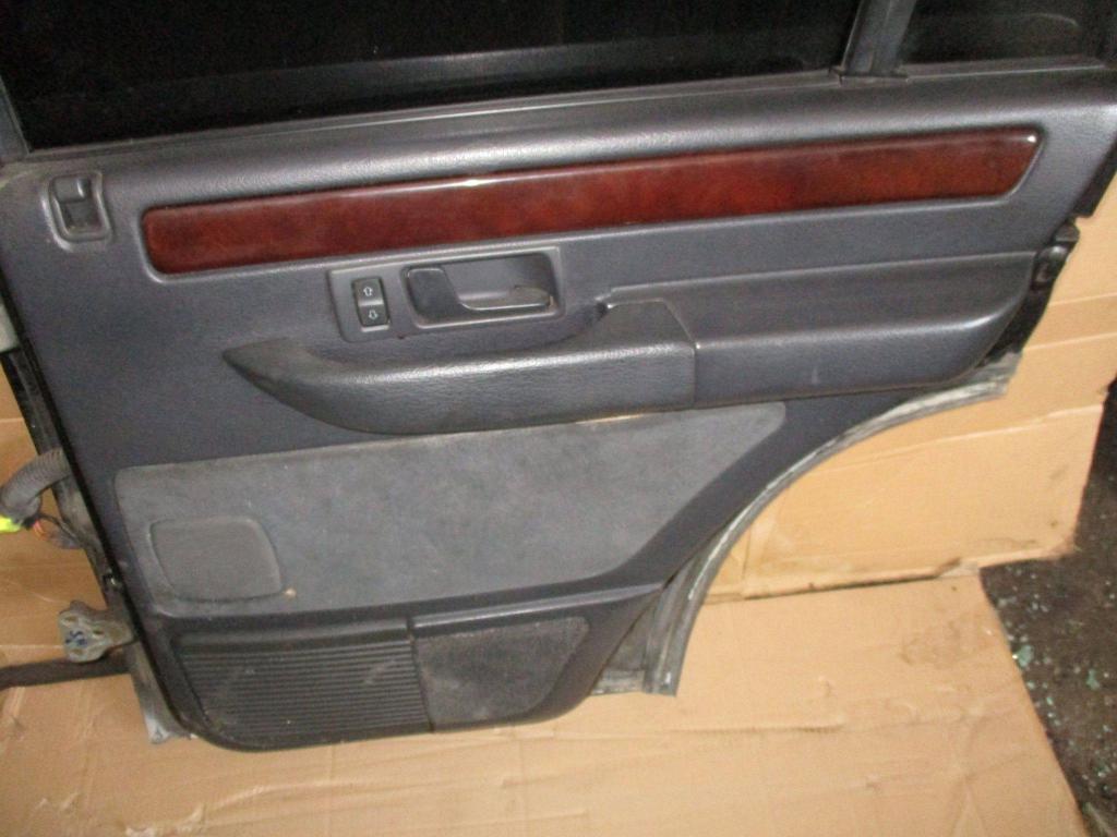 Обшивка двери задней правой, 1000 рублей, Пермь