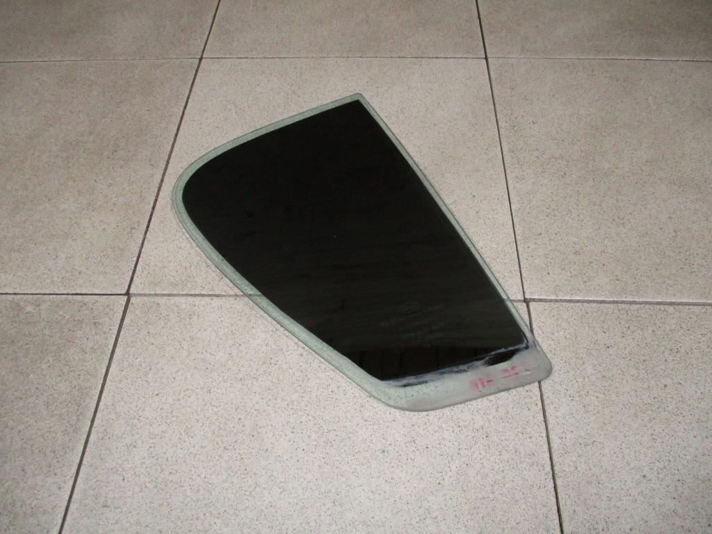 Стекло двери задней правой форточка, 500 рублей, Пермь