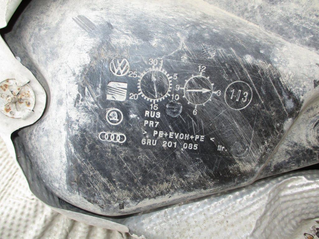 Бак топливный, 2500 рублей, Пермь