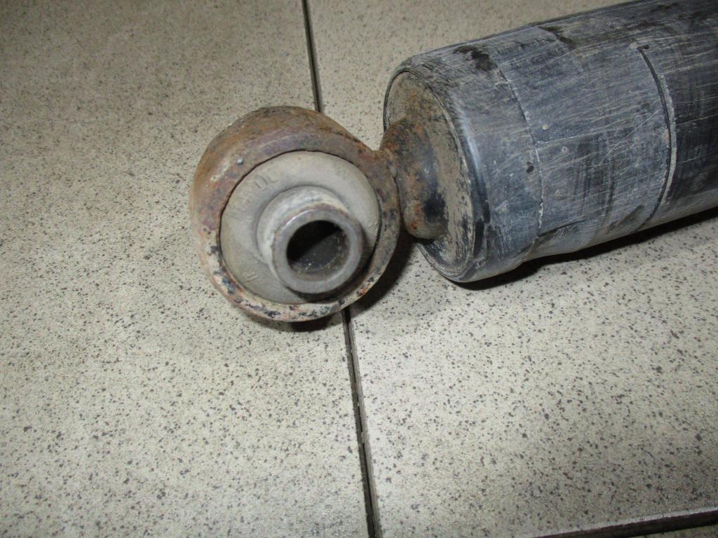 Амортизатор задний, 1000 рублей, Пермь