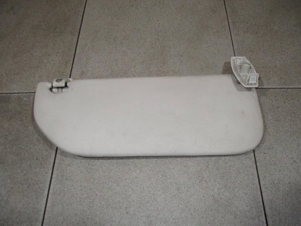 Козырек солнцезащитный левый, 500 рублей, Пермь