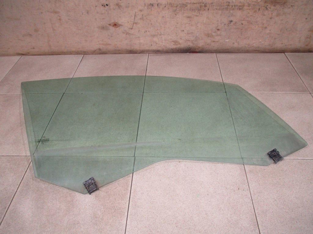 Стекло двери передней правой, 800 рублей, Пермь