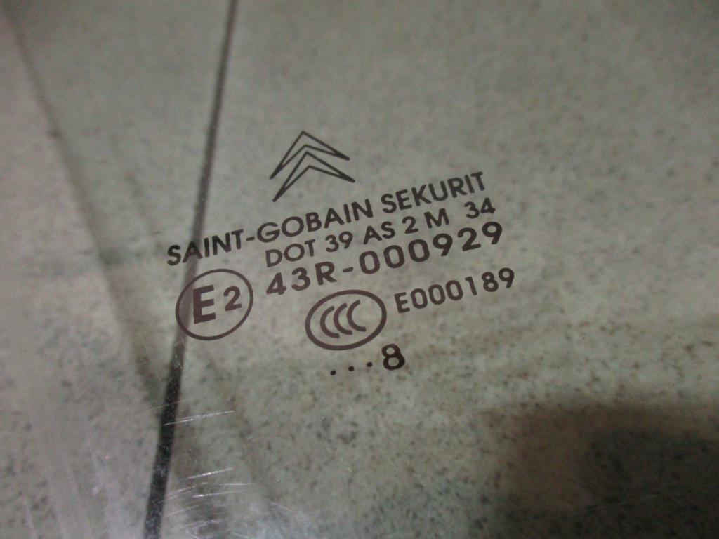 Стекло двери передней правой, 800 рублей, Пермь