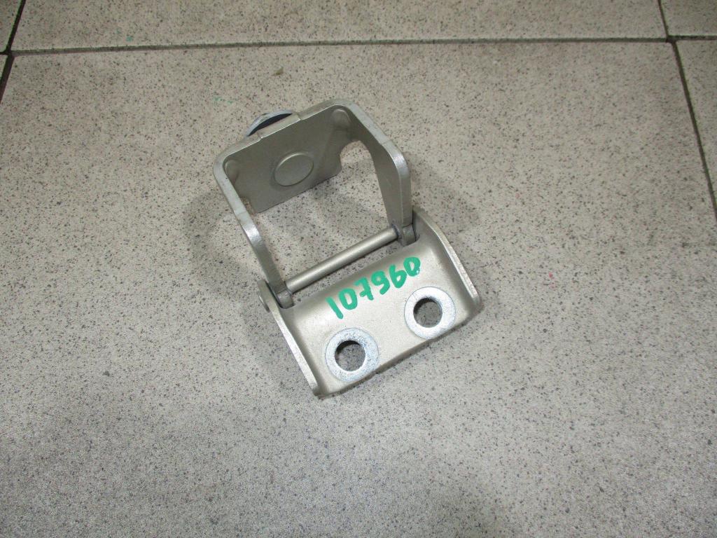 Петля двери багажника, 500 рублей, Пермь