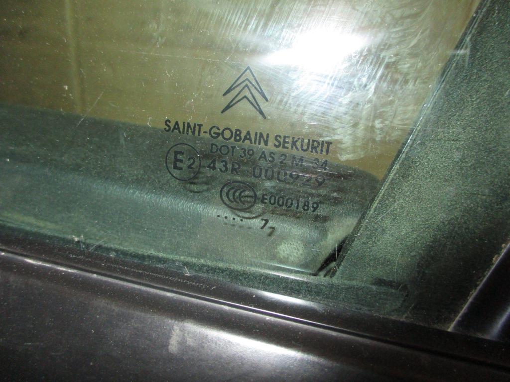 Стекло двери передней левой, 1000 рублей, Пермь